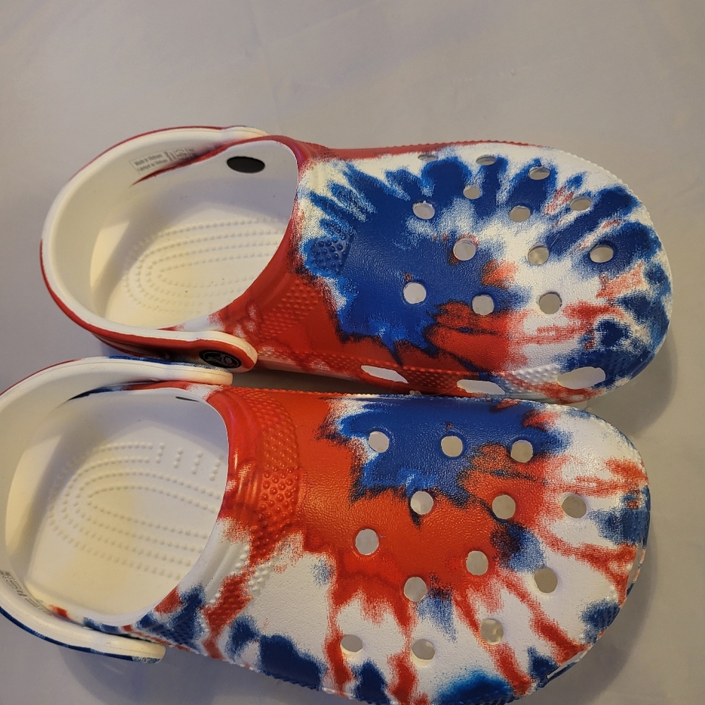 Crocs classic tie dye w7 m5